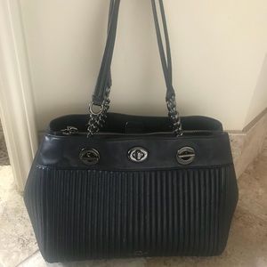 Coach turnlock Edie carryall with quilting